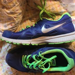 Womens nike size 8
